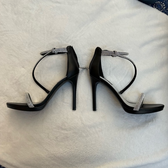 Black And Silver Gems Strappy Heels - Brand New - Size 9 - Nine West - Picture 5 of 8